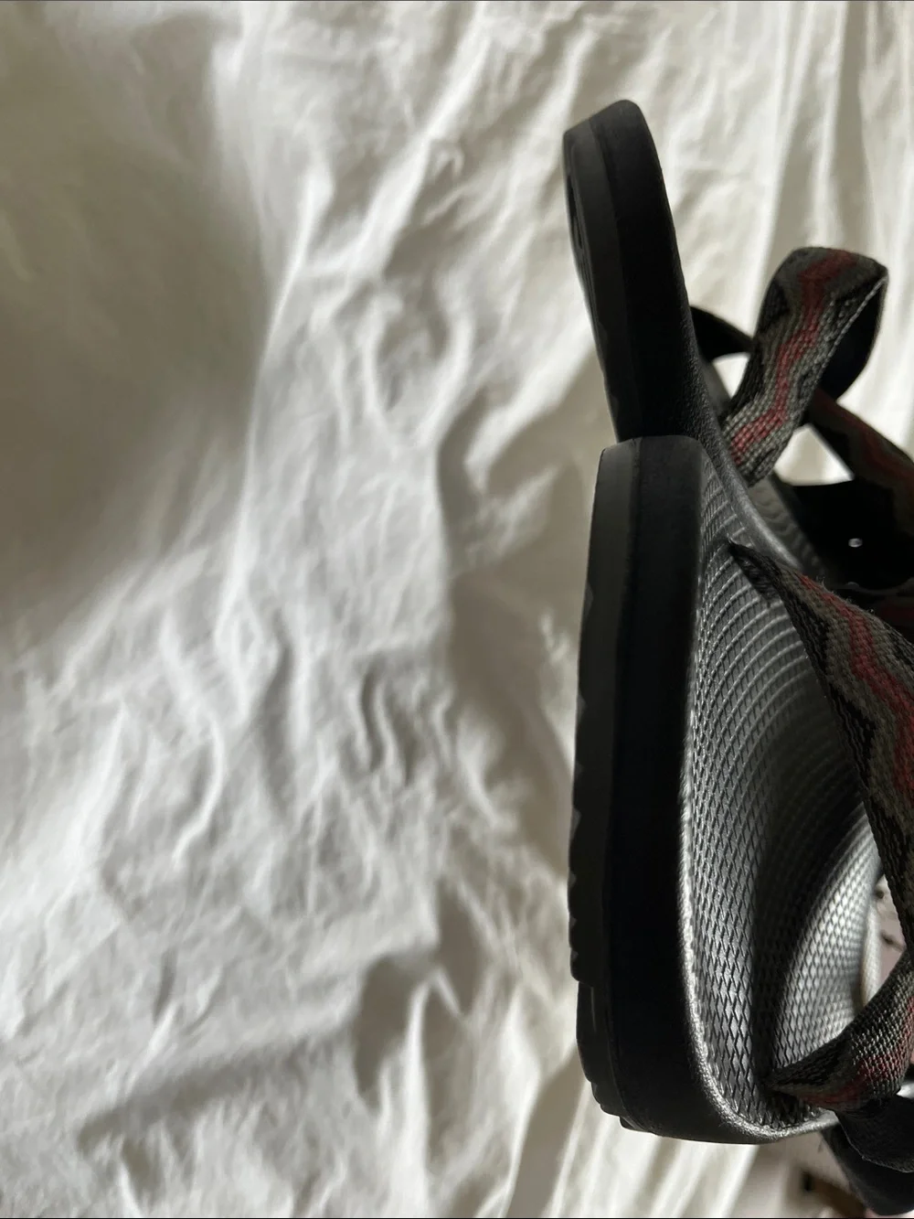 Chaco classic sandals men’s size 9 chevron print